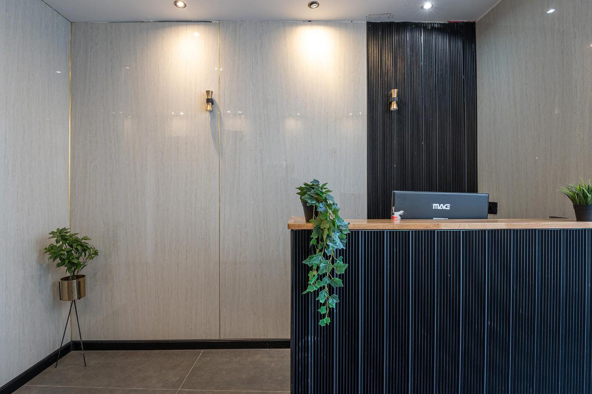 Lago Suites Hotel Jerusalem Exterior photo
